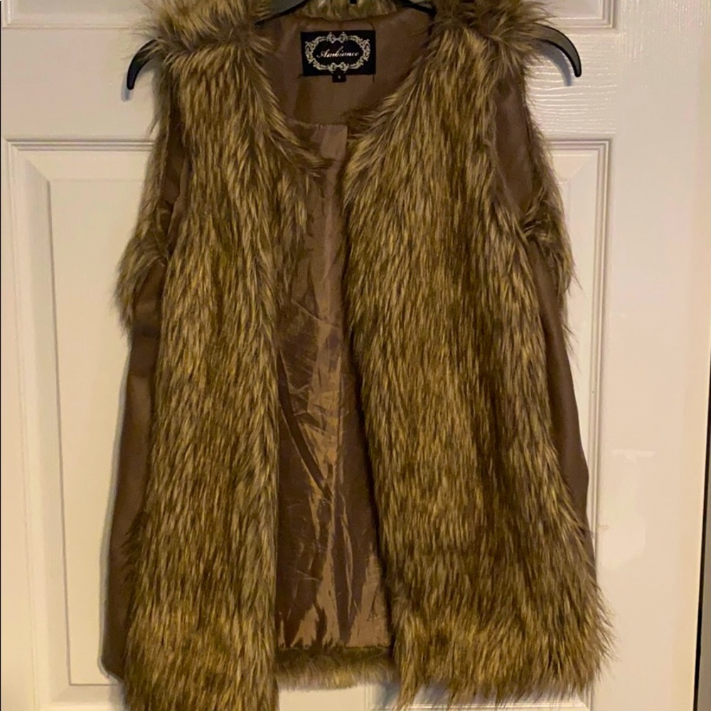 Fur vest